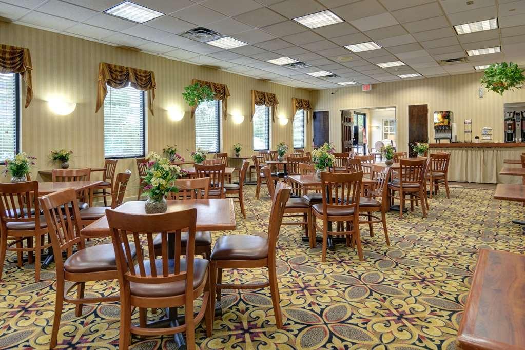 Suburban Studios Tysons Corner Wenen Restaurant foto